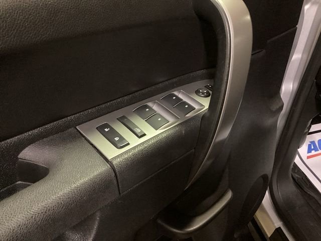 2014 Chevrolet Silverado 3500HD LT - Photo 12