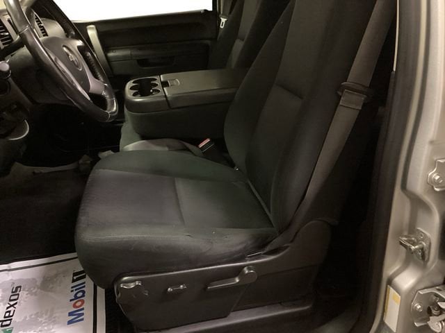 2014 Chevrolet Silverado 3500HD LT - Photo 10