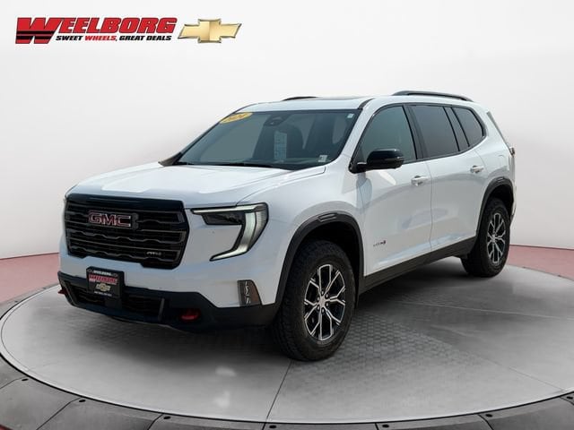 2024 GMC Acadia AT4