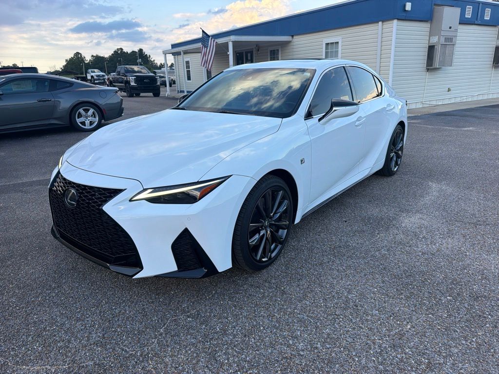 2023 Lexus IS