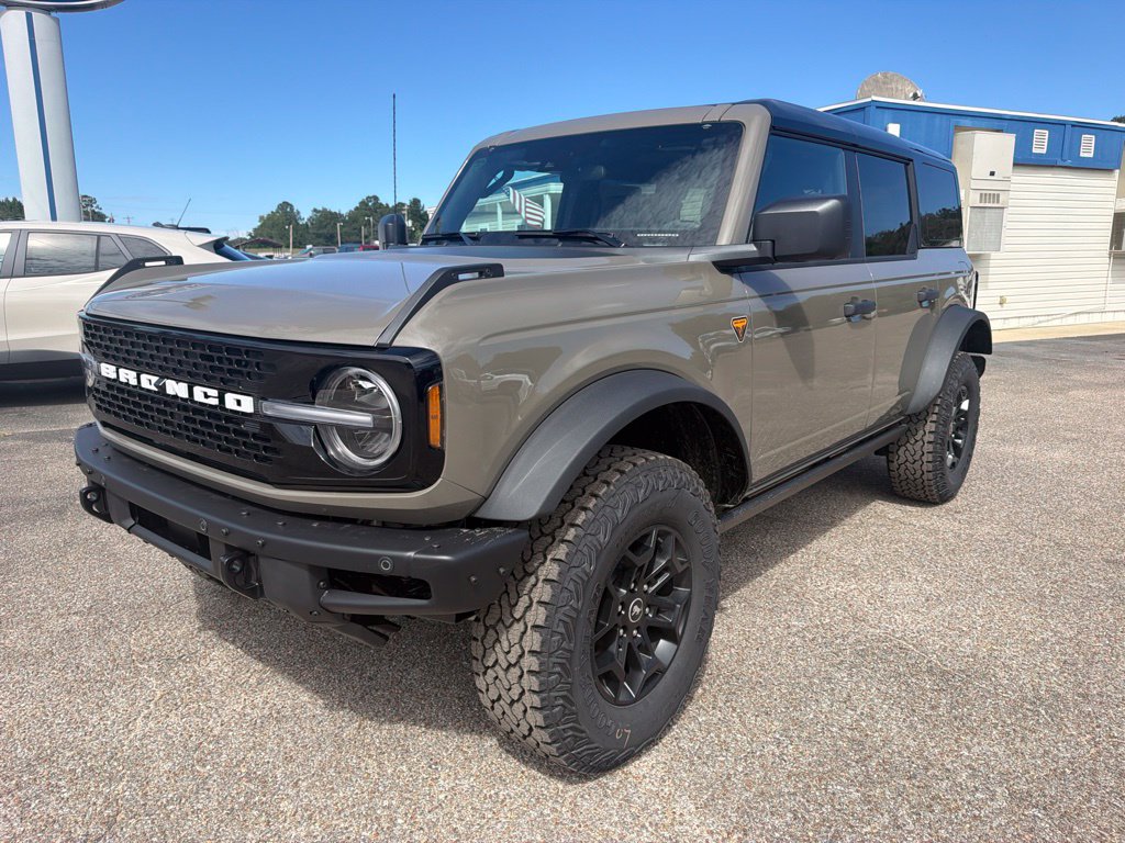 2026 Ford Bronco Badlands SUV