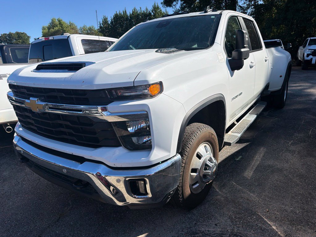 2025 Chevrolet Silverado 3500HD LT