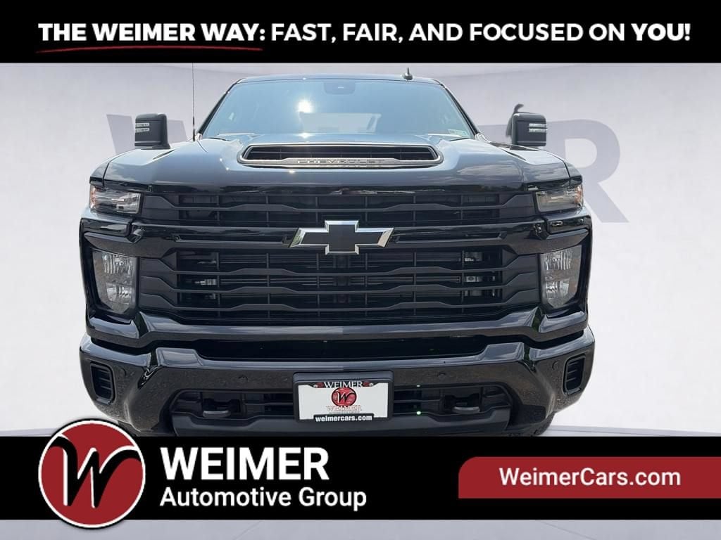Used 2026 Chevrolet Silverado 2500 HD Custom Truck