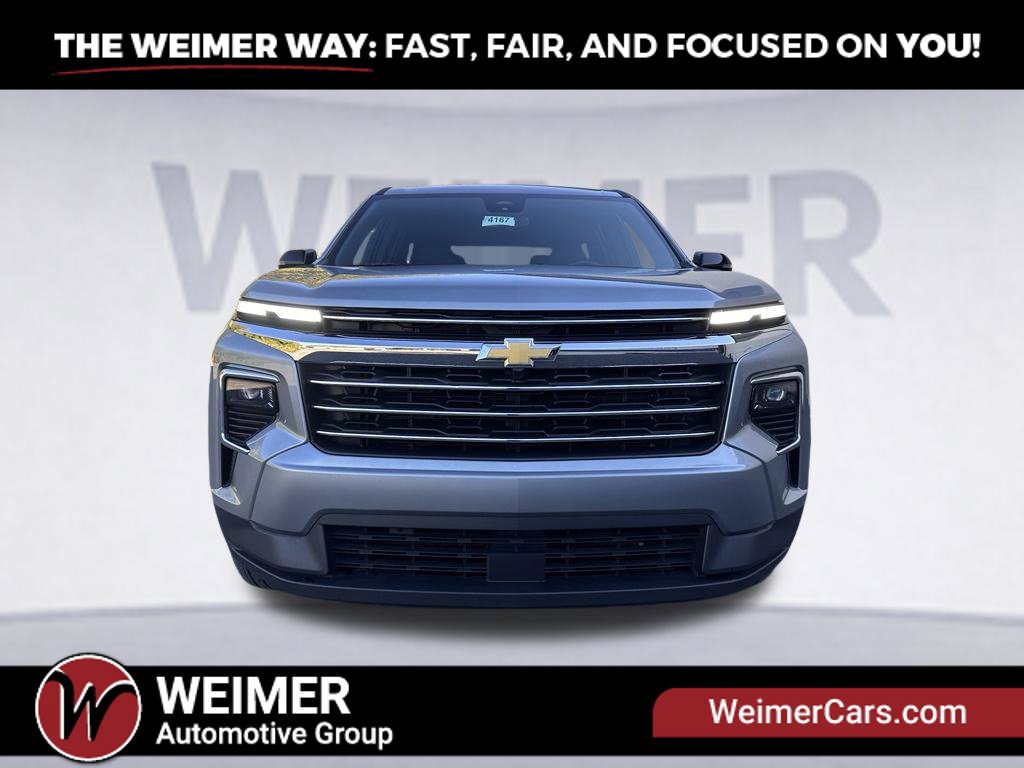 Used 2025 Chevrolet Traverse LT SUV