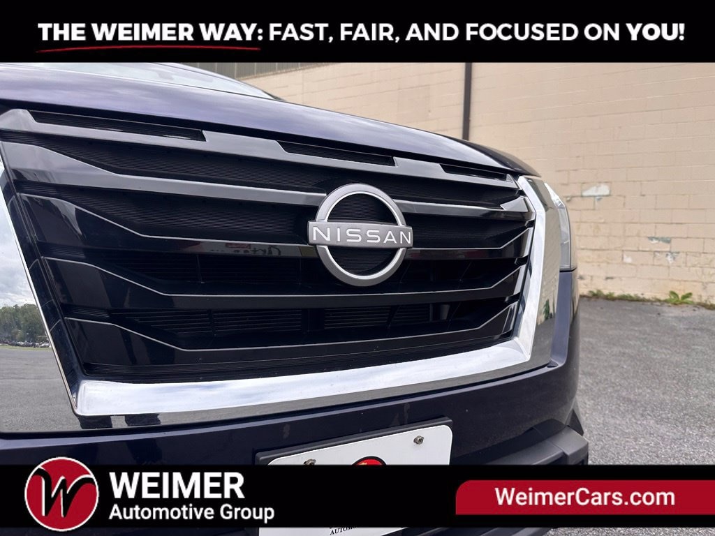 Used 2025 Nissan Pathfinder SV SUV