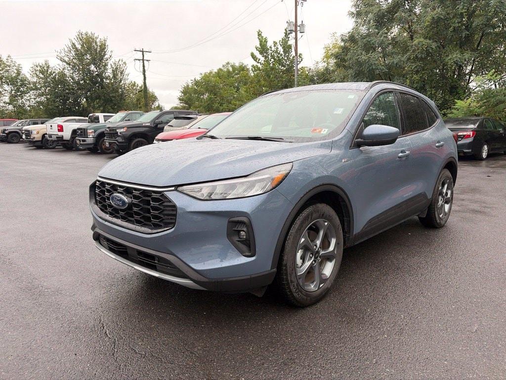 2025 Ford Escape Hybrid
