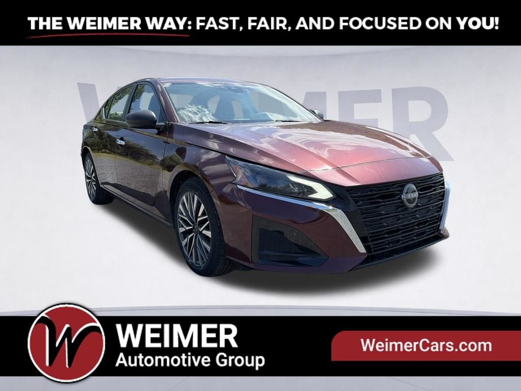 Used 2024 Nissan Altima 2.5 SV Sedan