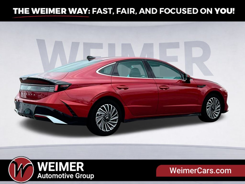 2025 Hyundai Sonata Hybrid SEL - Photo 10