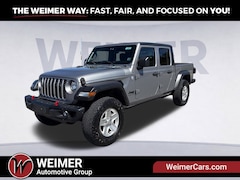 2020 Jeep Gladiator Sport Truck