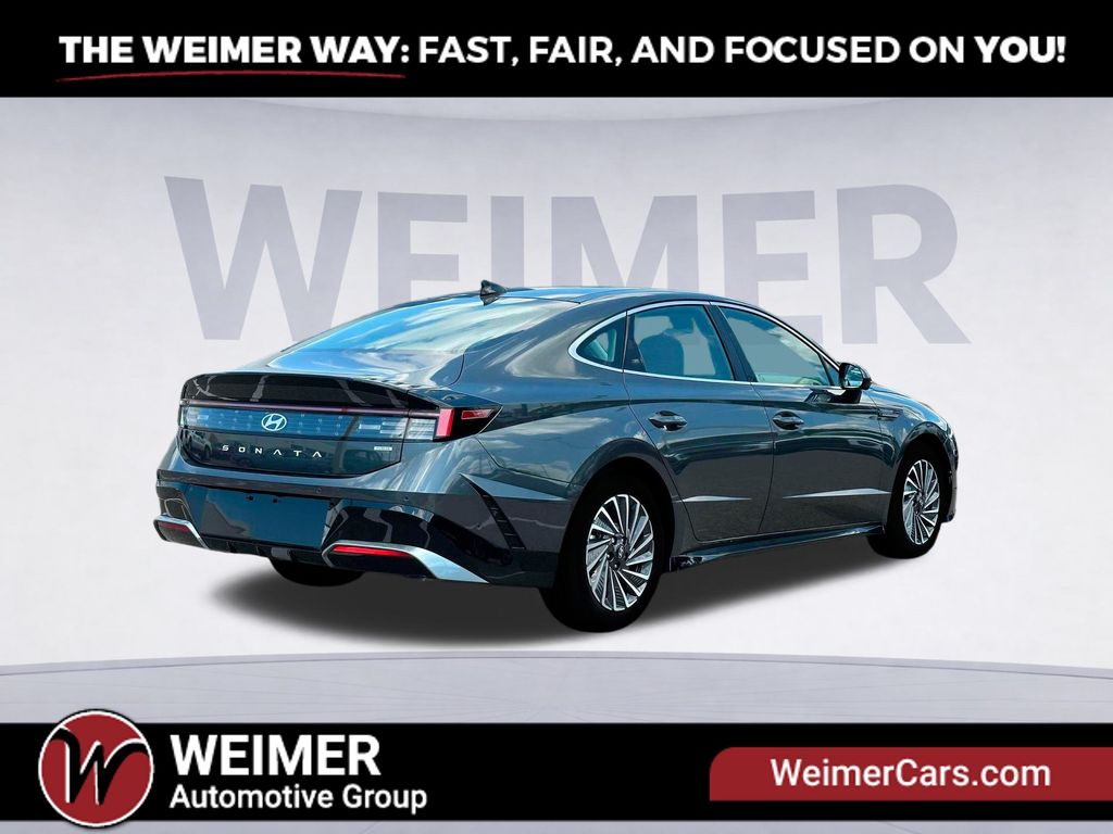 2025 Hyundai Sonata Hybrid Limited - Photo 8