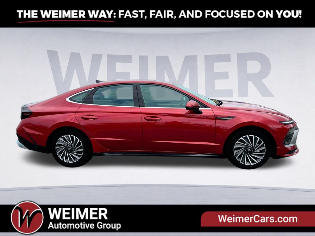 2025 Hyundai Sonata Hybrid SEL - Photo 11