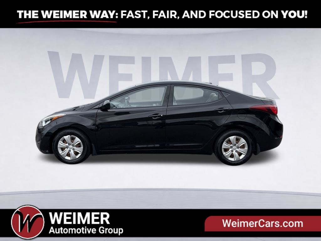Used 2016 Hyundai Elantra SE Sedan