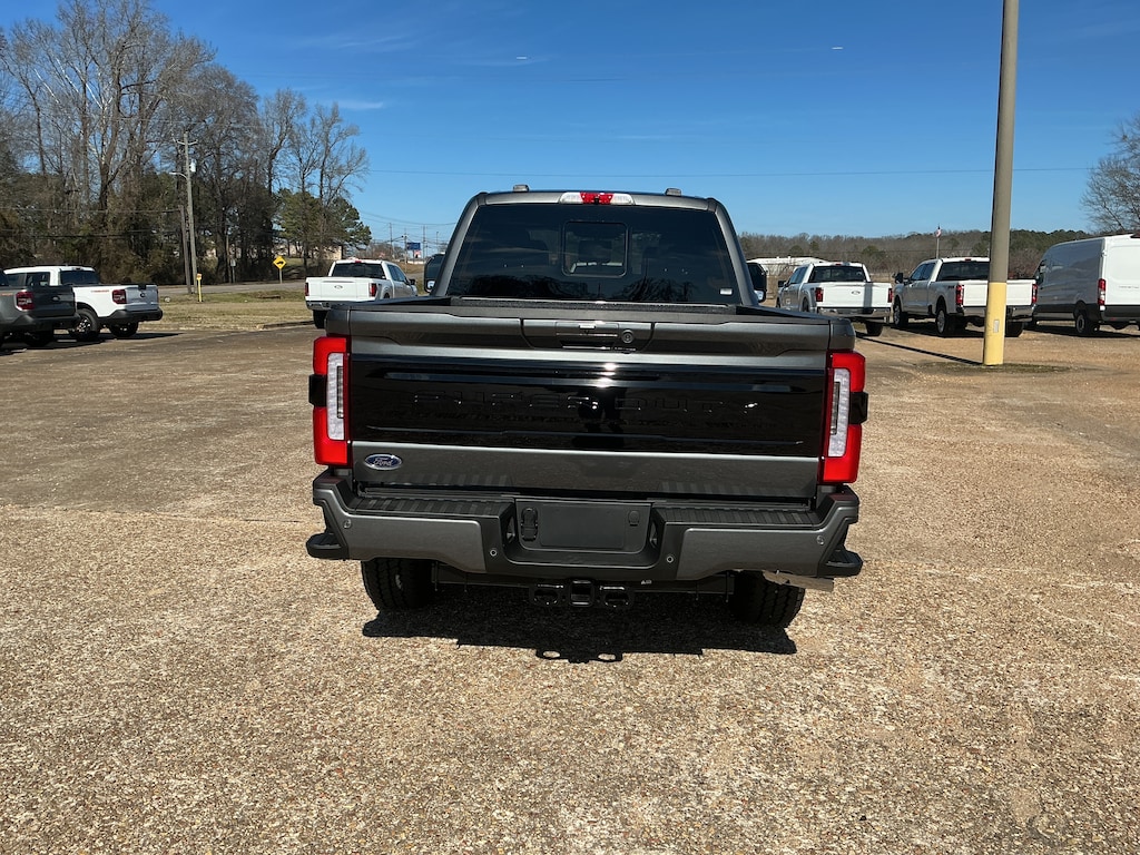 New 2026 Ford Super Duty Platinum TRUCK