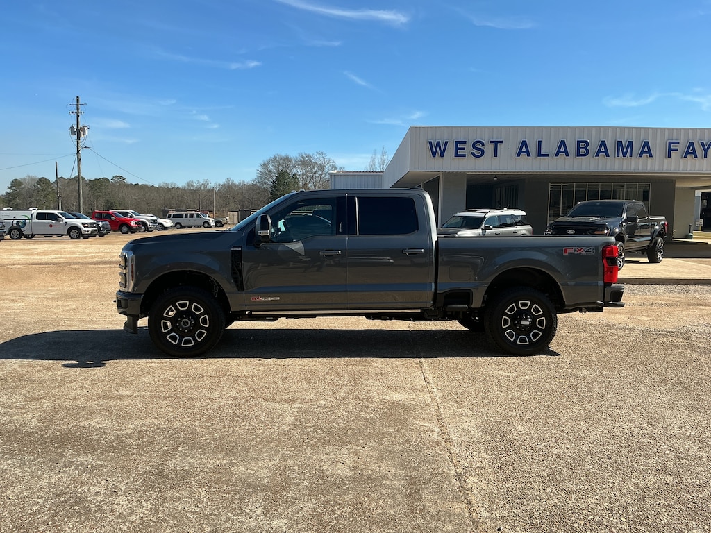 New 2026 Ford Super Duty Platinum TRUCK