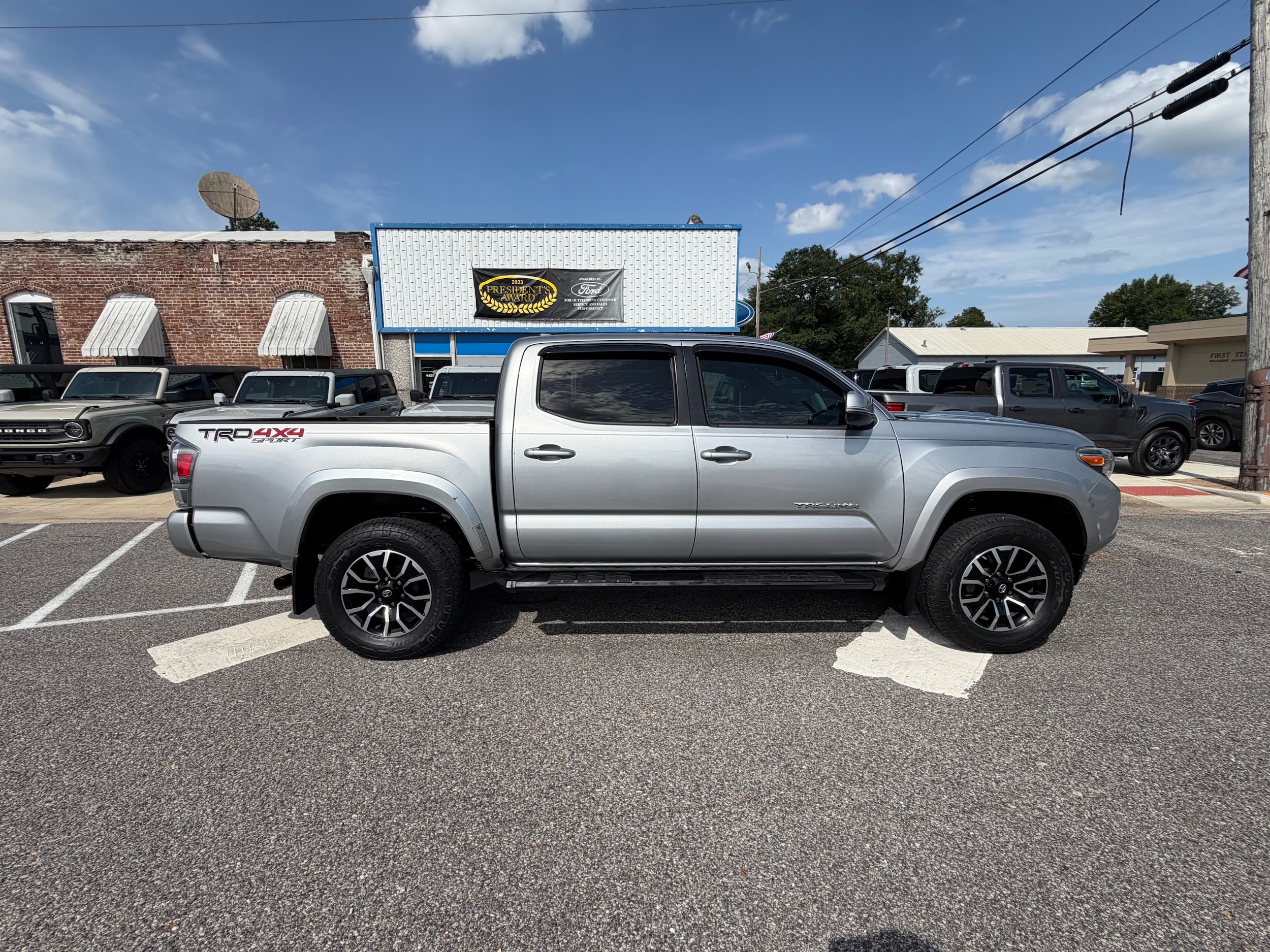 2020 Toyota Tacoma TRD Sport