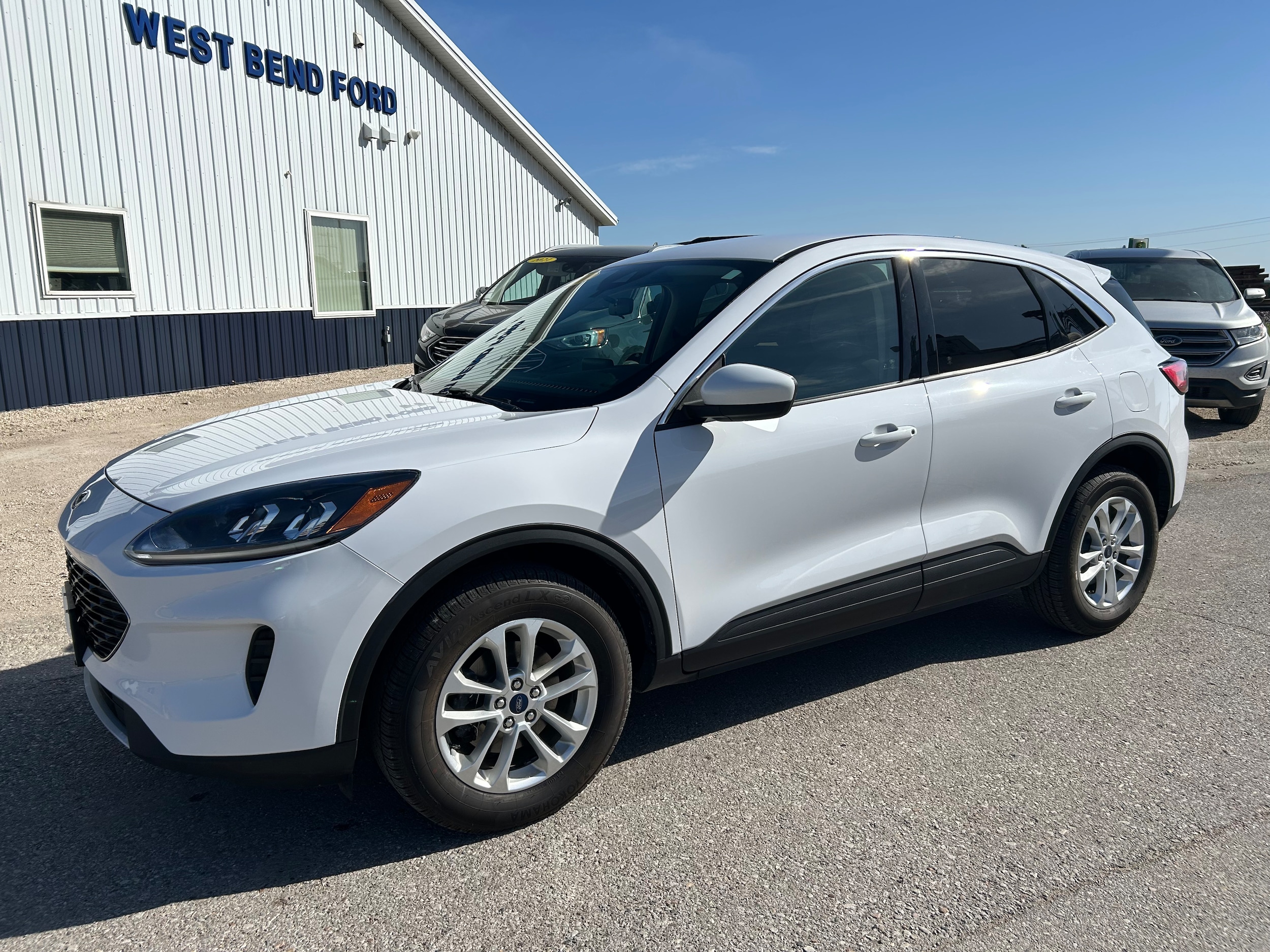 Used 2020 Ford Escape SE with VIN 1FMCU9G69LUB44199 for sale in West Bend, IA