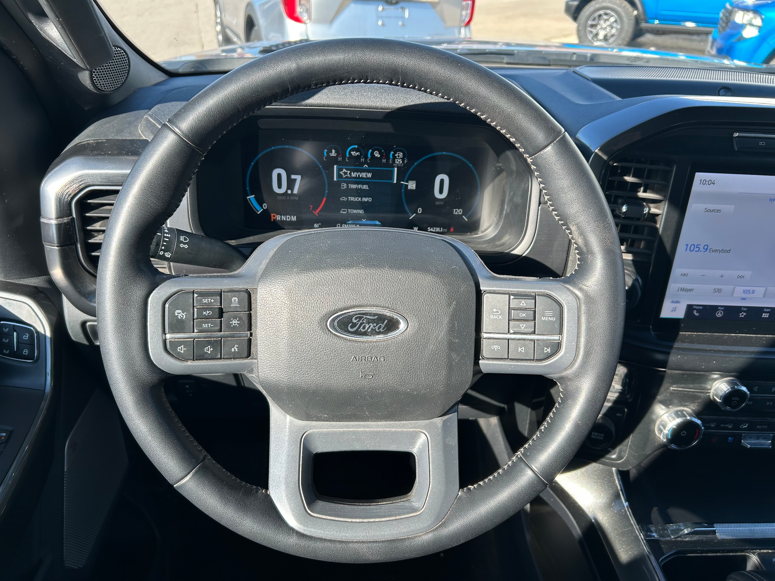 2023 Ford F-150 Lariat - Photo 9