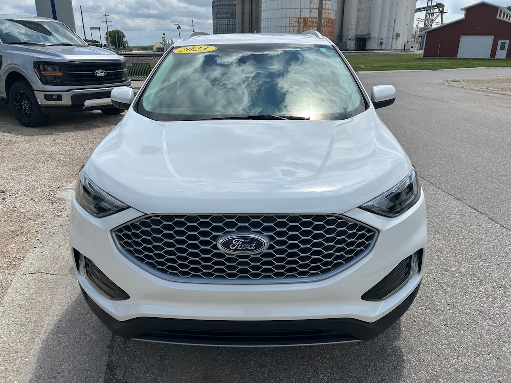 Used 2023 Ford Edge SEL AWD