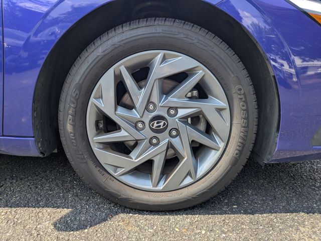 2024 Hyundai Elantra SEL - Photo 11