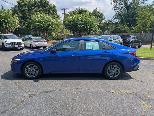 2024 Hyundai Elantra SEL - Photo 7