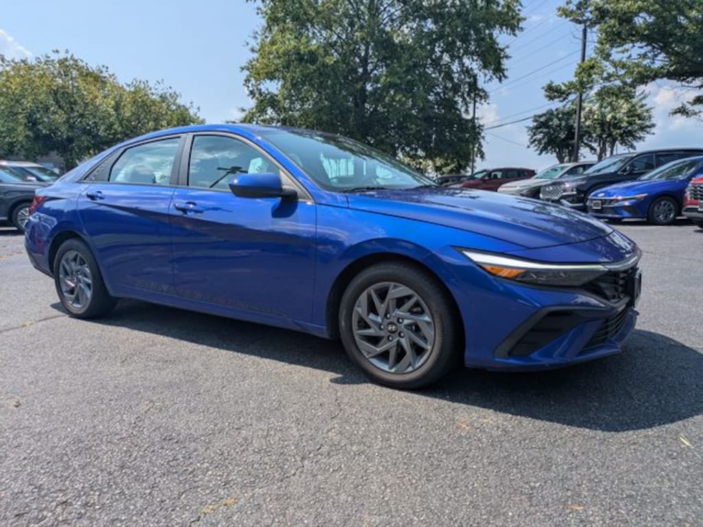 Used 2024 Hyundai Elantra SEL Sedan