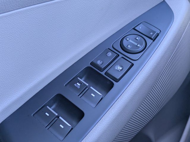 2021 Hyundai Tucson Limited - Photo 23
