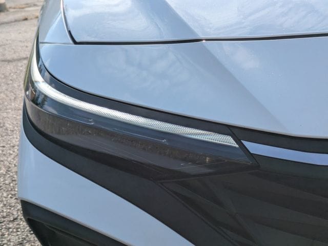 2026 Hyundai Elantra SEL Sport - Photo 10