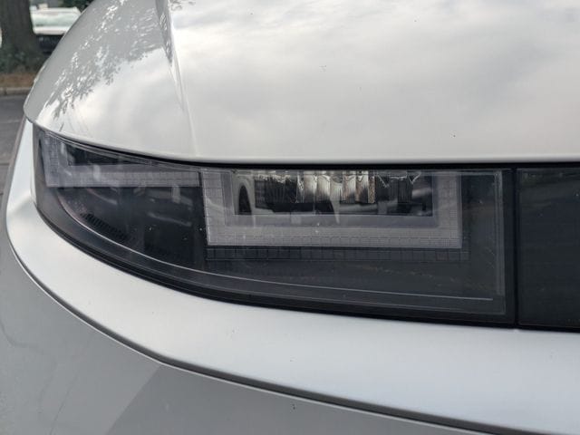 2023 Hyundai IONIQ 5 SE - Photo 10