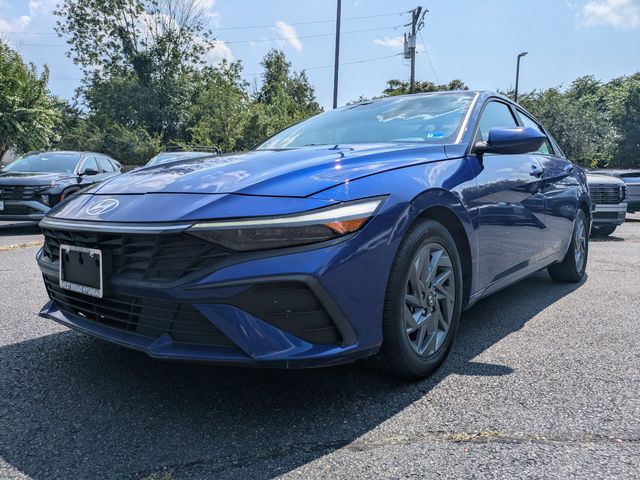 2024 Hyundai Elantra SEL - Photo 8