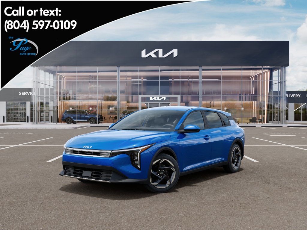 New 2026 Kia K4 EX Hatchback