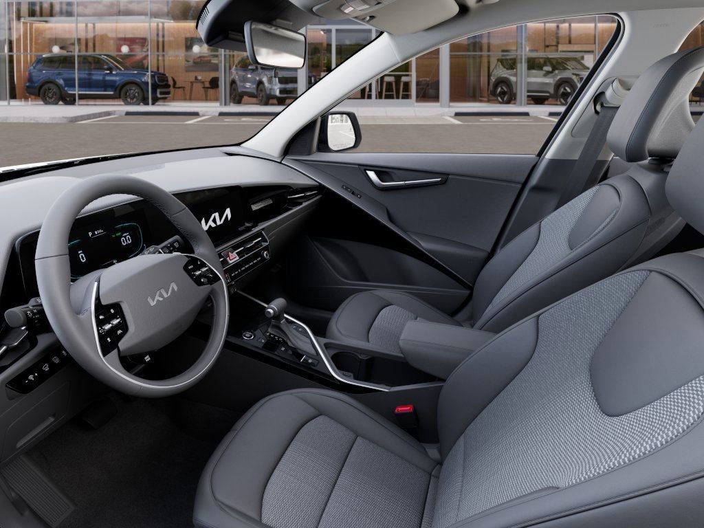 2026 Kia Niro EX - Photo 17