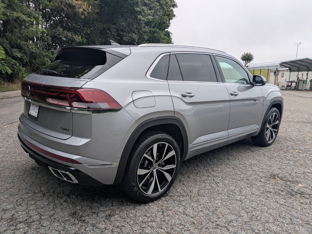 New 2026 Volkswagen Atlas Cross Sport SEL Premium R-Line SUV