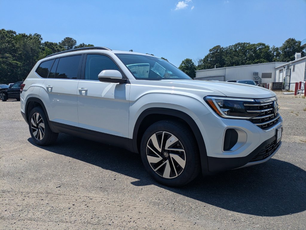 New 2026 Volkswagen Atlas SE w/Technology SUV