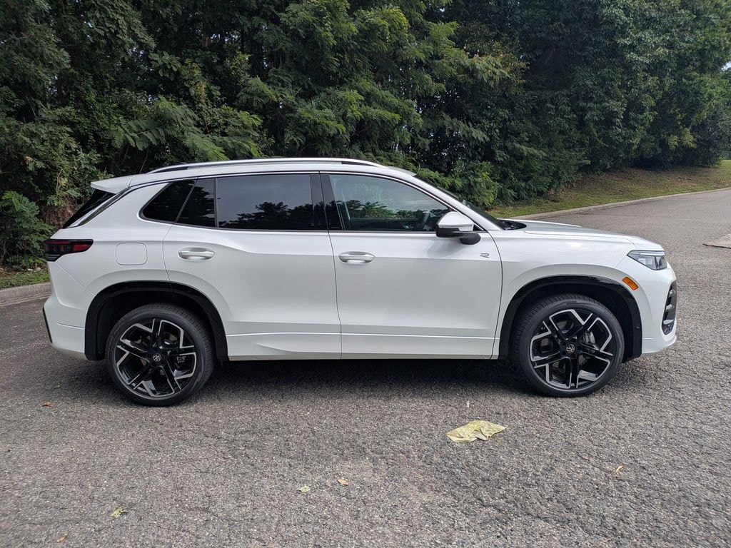New 2026 Volkswagen Tiguan SEL R-Line Turbo SUV