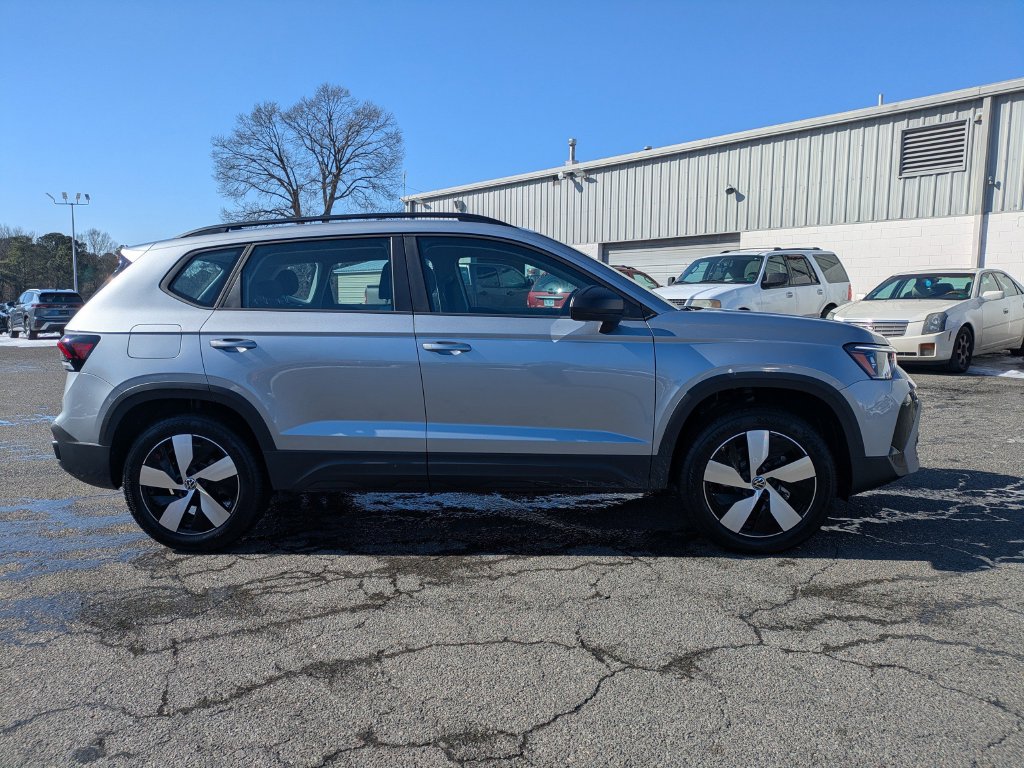 New 2026 Volkswagen Taos 1.5T S SUV