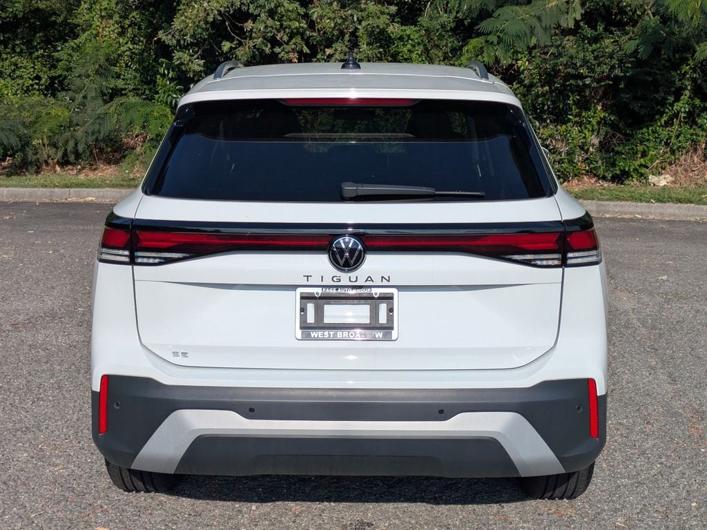 Certified 2025 Volkswagen Tiguan 2.0T SE SUV