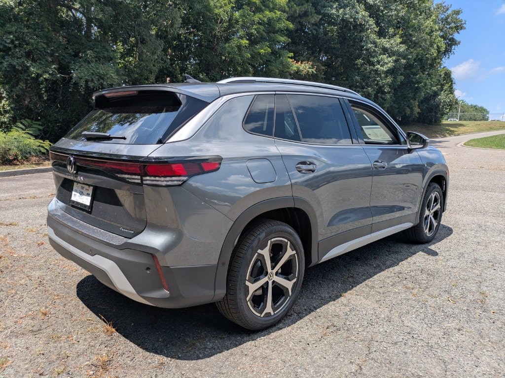 New 2026 Volkswagen Tiguan SE SUV