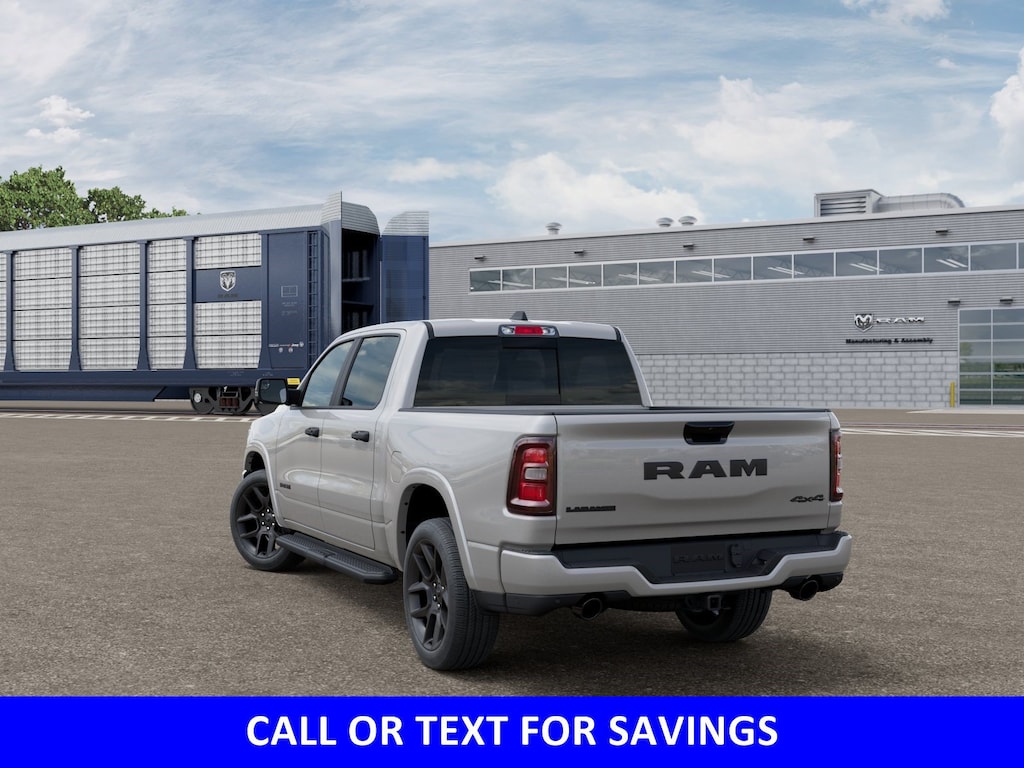New 2026 Ram 1500 LARAMIE CREW CAB 4X4 5'7 BOX Pickup