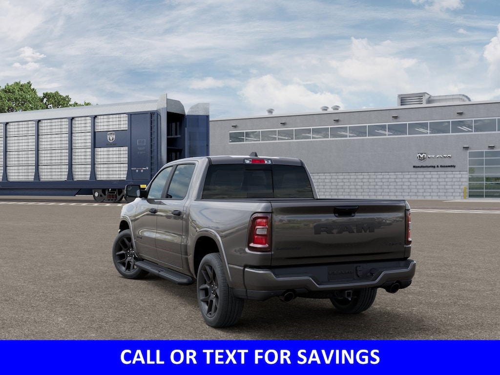 New 2026 Ram 1500 LARAMIE CREW CAB 4X4 5'7 BOX Pickup