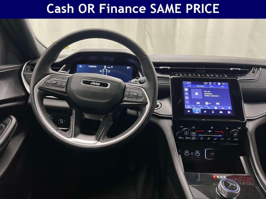 Used 2025 Jeep Grand Cherokee L Altitude X Altitude X 4x4