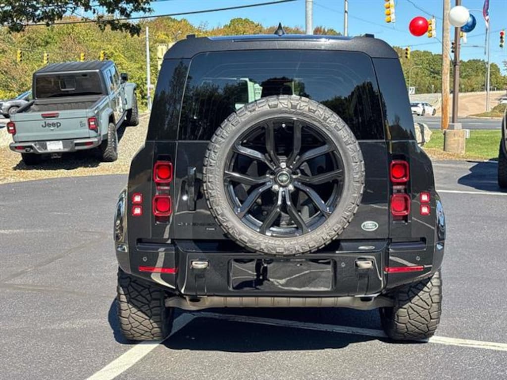 Used 2023 Land Rover Defender X-Dynamic SE Sport Utility
