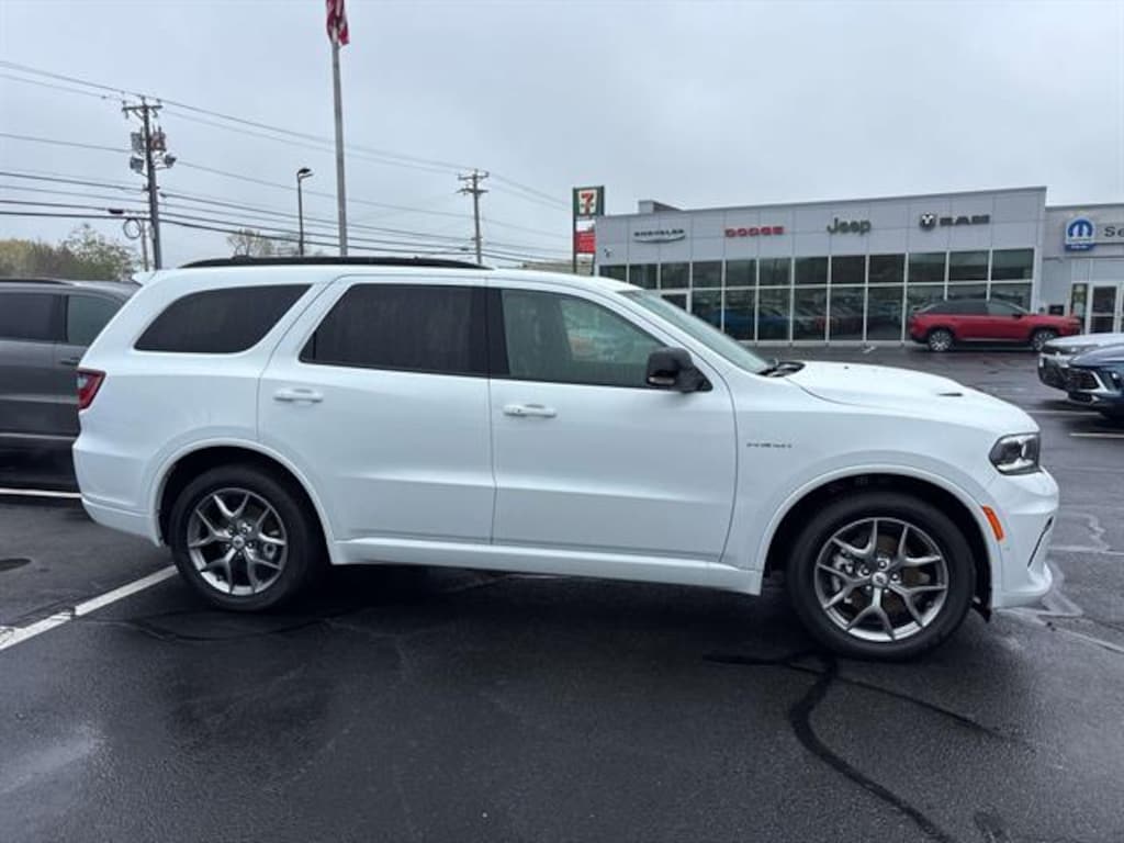 New 2026 Dodge Durango GT PLUS AWD HEMI V8 Sport Utility