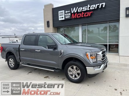 2022 Ford F-150 XLT Truck SuperCrew Cab