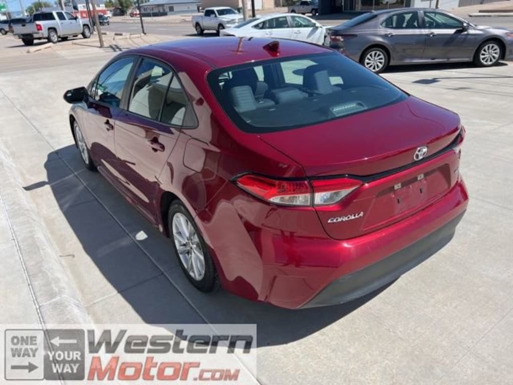 Used 2023 Toyota Corolla LE Sedan