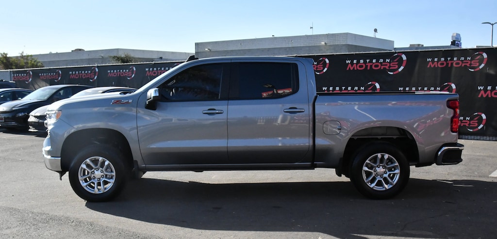 Used 2024 Chevrolet Silverado 1500 LT Truck Crew Cab