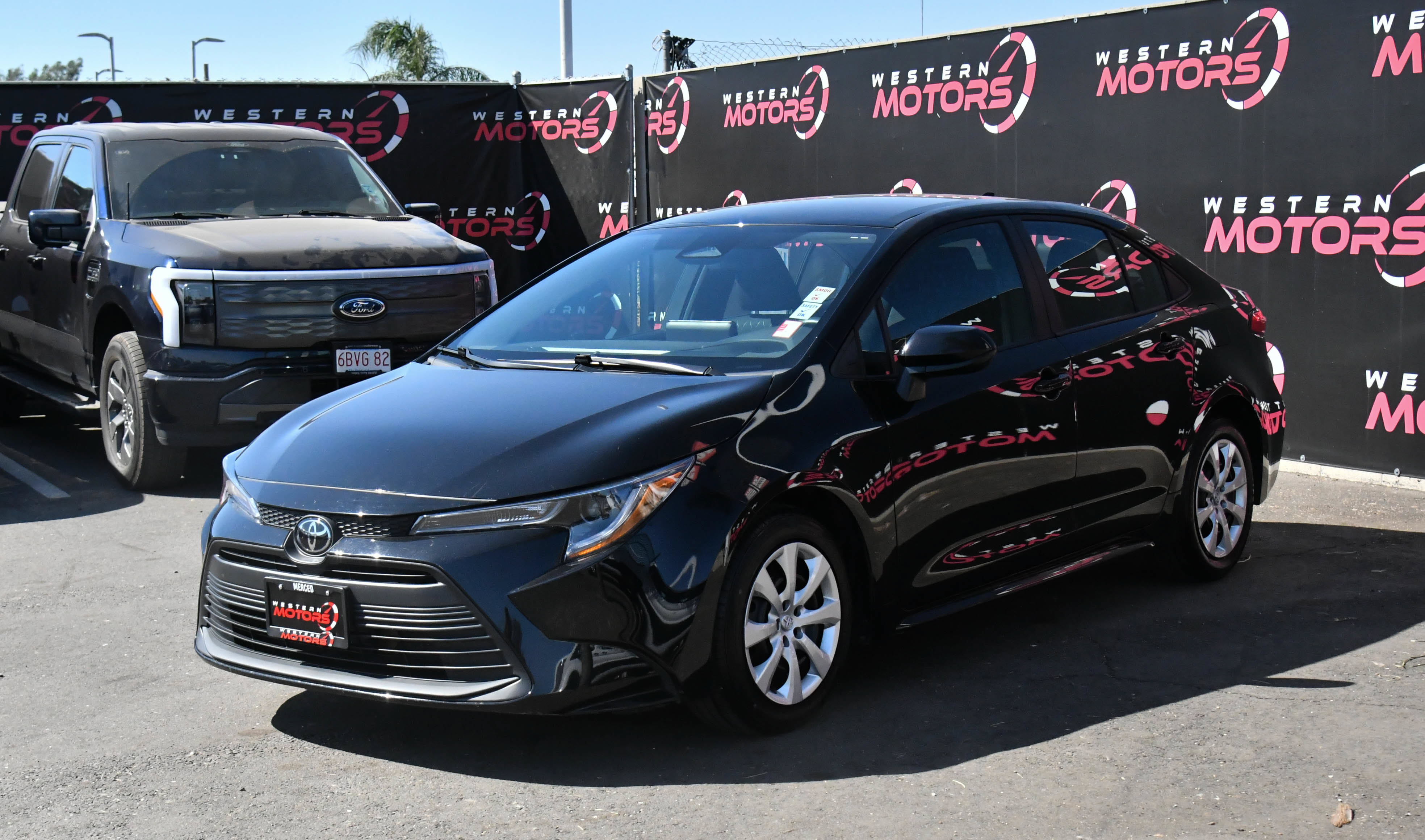 Used 2025 Toyota Corolla LE LE CVT