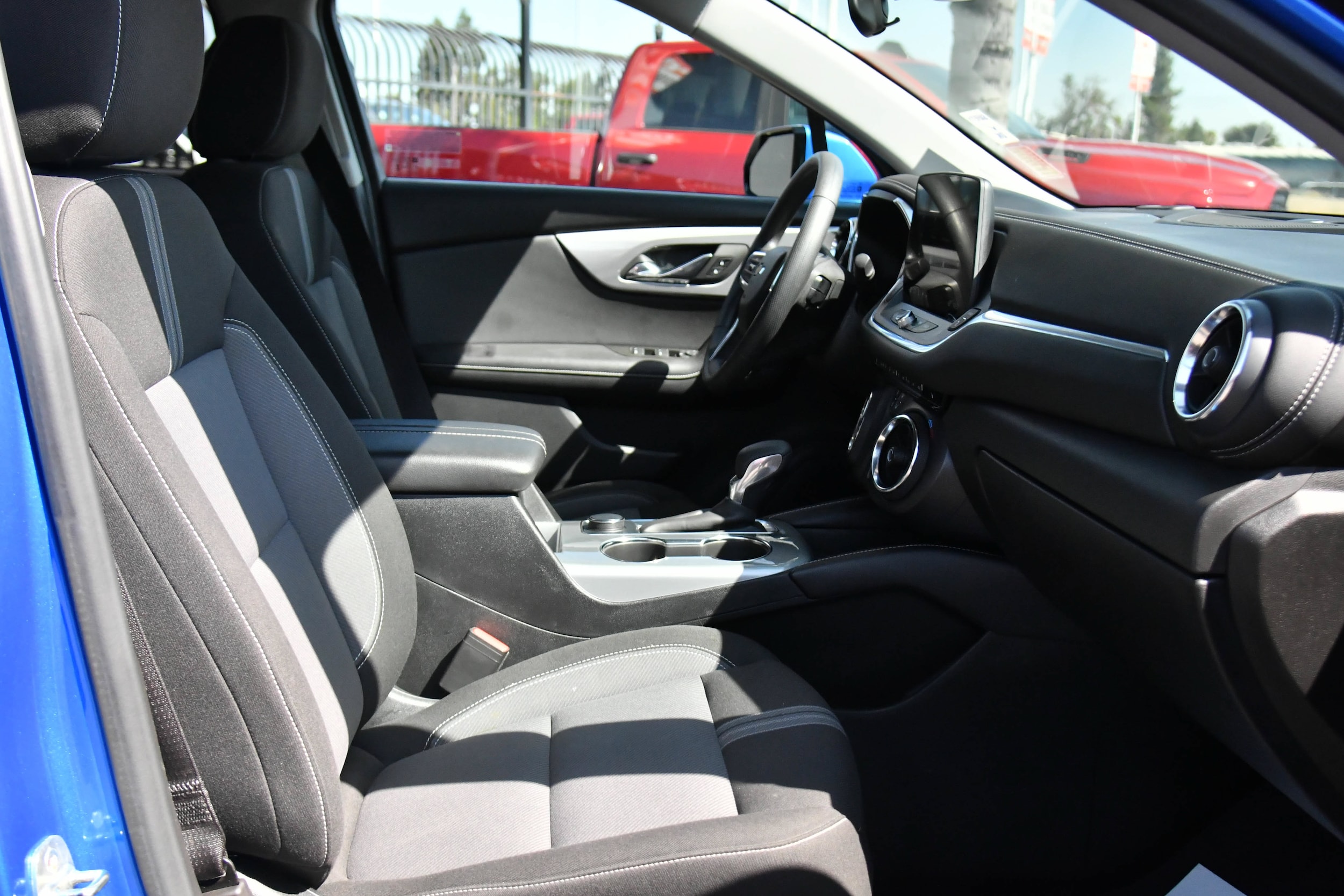 2025 Chevrolet Blazer 2LT - Photo 40