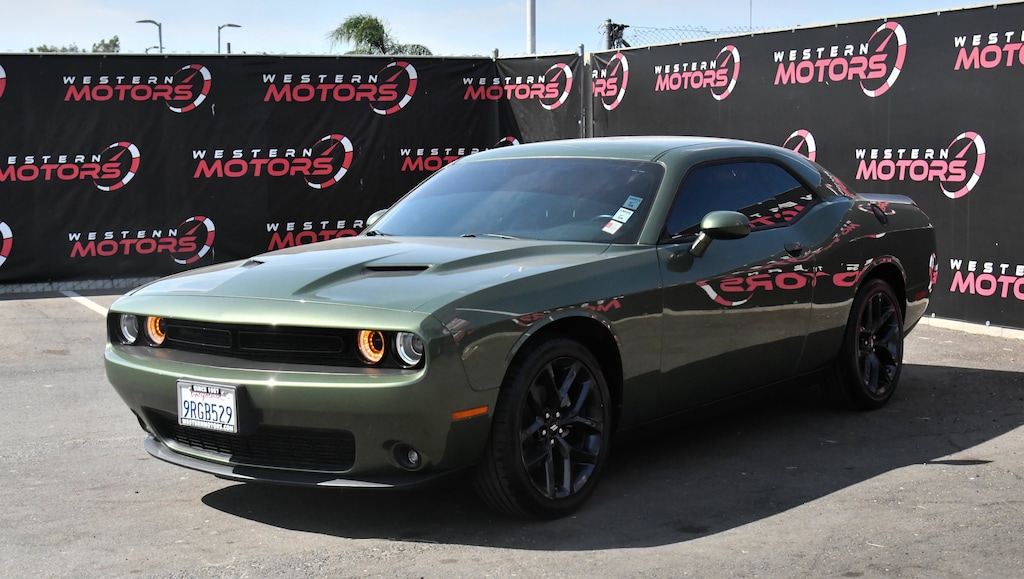 Used 2022 Dodge Challenger SXT Coupe