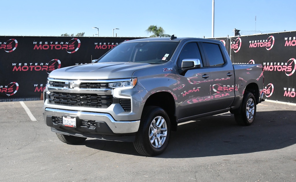 Used 2024 Chevrolet Silverado 1500 LT Truck Crew Cab