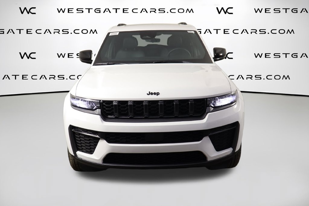New 2027 Jeep Grand Cherokee LAREDO ALTITUDE 4X4 Sport Utility